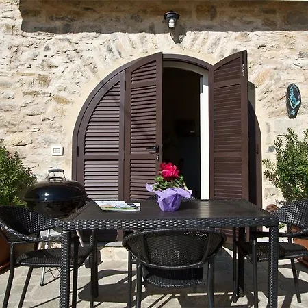 Chiarina Apartman Dolcedo