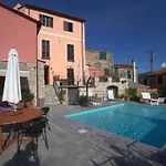 شقة Chiarina
